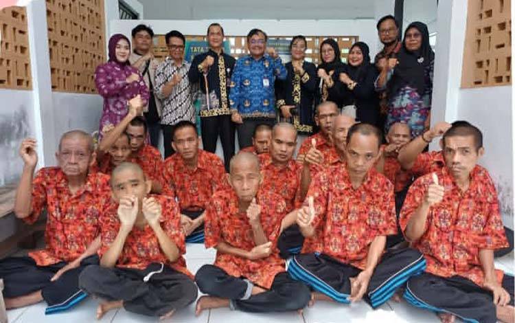 Bawaslu dan Dinsos Kapuas Pastikan Hak Pilih Kaum Disabilitas Terpenuhi