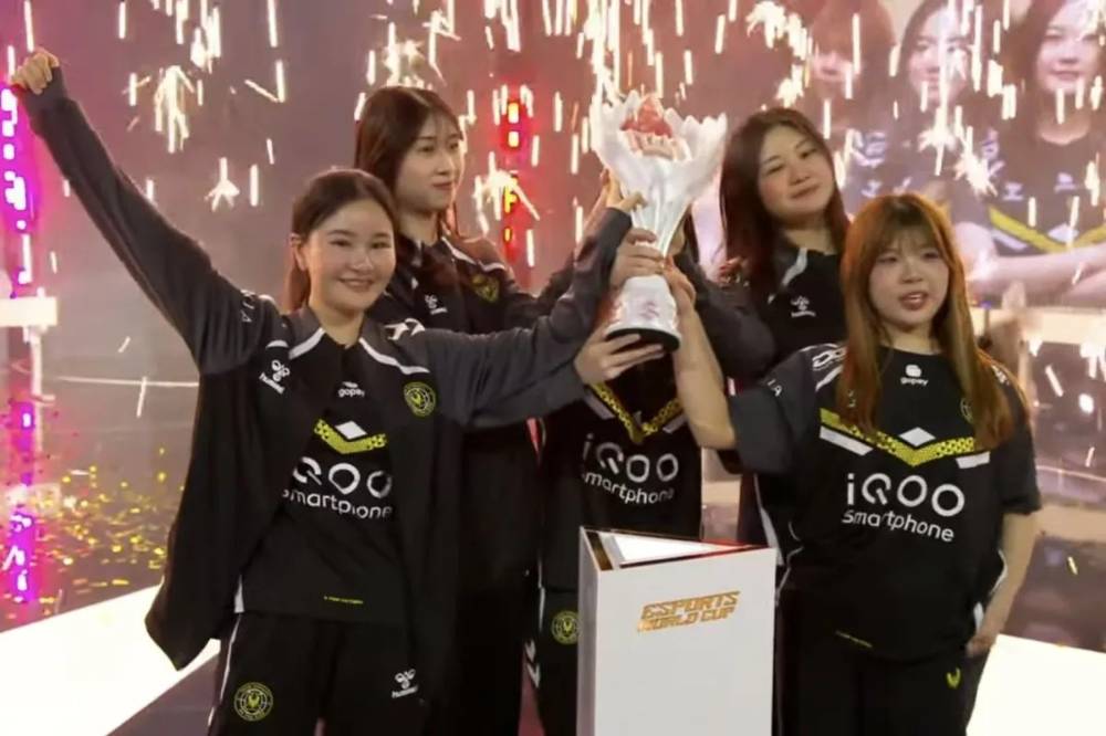 Team Vitality Juara MWI Mobile Legends EWC 2025