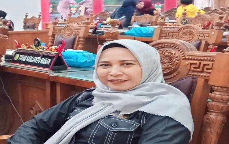 Ketua Komisi I DPRD Palangka Raya, Mukarramah (Foto:MARINI)