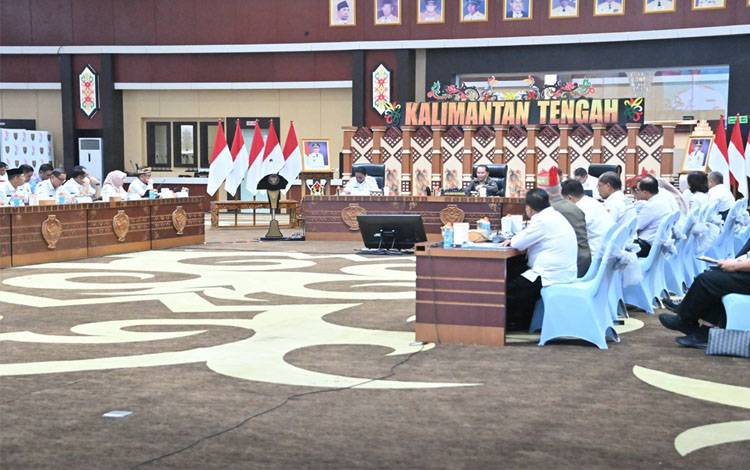 Pemprov Kalteng Laksanakan Rapim Bahas Sinkronisasi Program Prioritas Huma Betang dan RPJMD