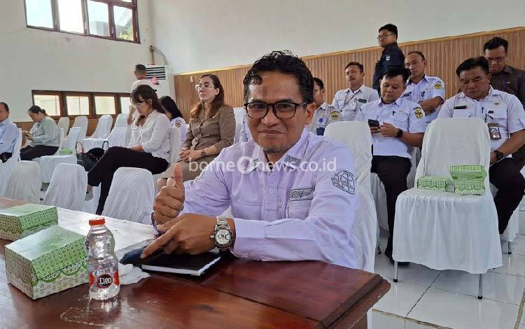 Kepala Kantor Pertanahan Gunung Mas Hadiri Rapat Paripurna