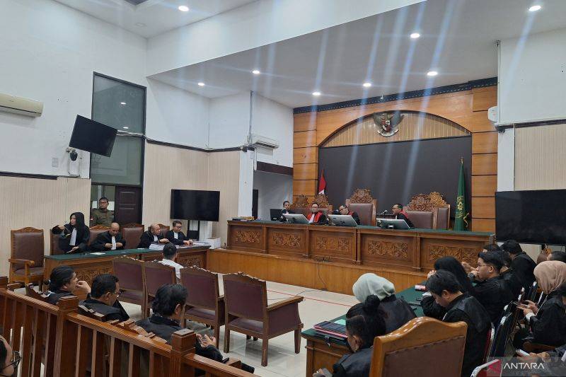 Terdakwa Judol Komdigi Rajo Emirsyah Dituntut 15 Tahun Penjara