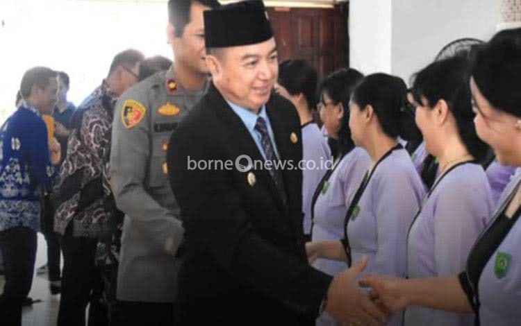 Wabup Kukuhkan Pengurus GOW Kapuas 2025-2030