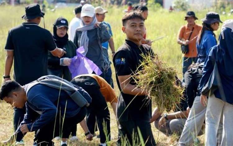 Pemkab Barito Utara Gelar Kerja Bakti Massal di Lokasi Batara Expo 2025