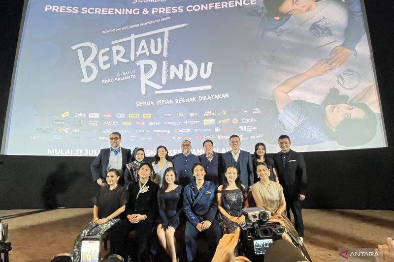 "Bertaut Rindu", Pencarian Jati Diri dengan Balutan Romansa Remaja