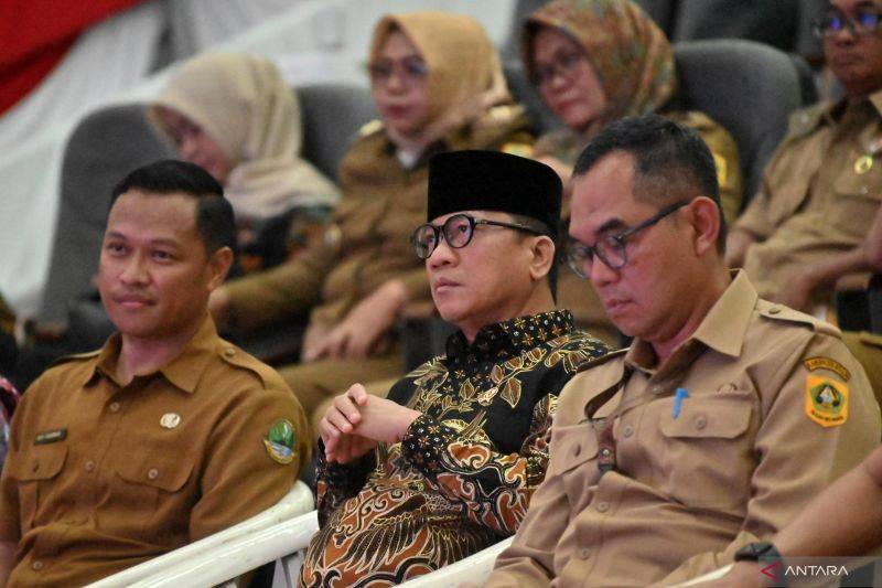 Mendes Minta Perangkat Desa Kompak Sukseskan Program Pemerintah