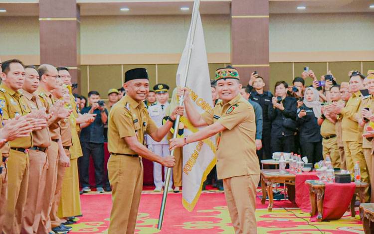Hadapi Musim Kemarau, Camat Diminta Siaga Karhutla dan Sosialisasi Huma Betang