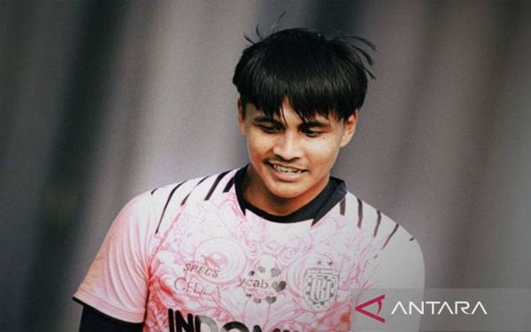 Bali United Lepas Kiper Rakasurya Handika