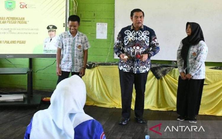 Pemkab Pulang Pisau Edukasi Keuangan Bagi Siswa Cegah Jeratan Pinjol