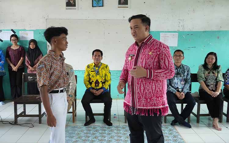 Bupati Lamandau Mita Pelajar Jauhi Narkoba