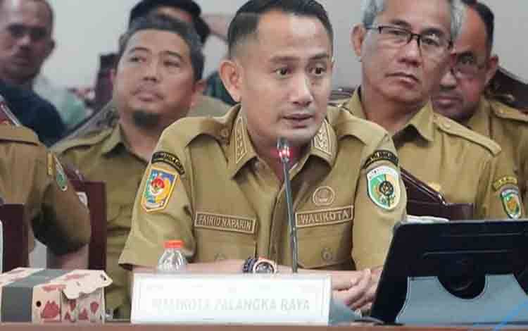 Wali Kota Palangka Raya Ajak Masyarakat Kibarkan Bendera Merah Putih Sambut HUT RI