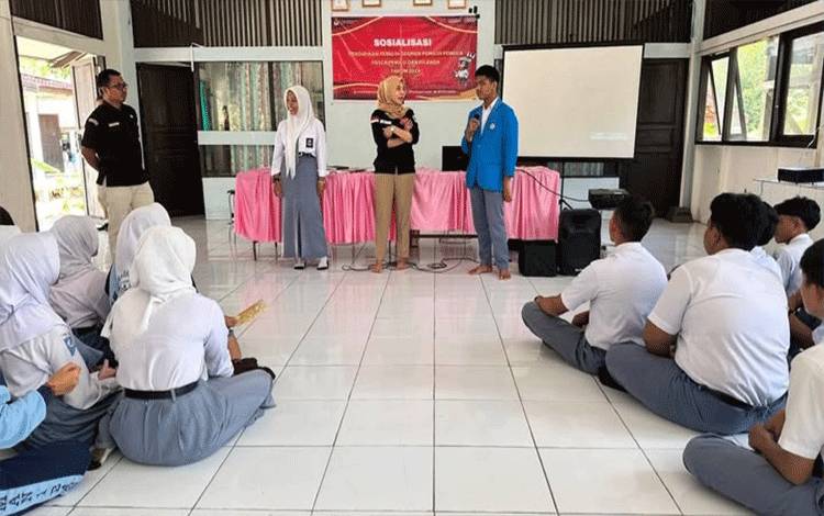 KPU Goes To School, Jadi Sarana Edukasi Pemilih Pemula di Kapuas Guna Tingkatkan Partisipasi Pemilu 2029