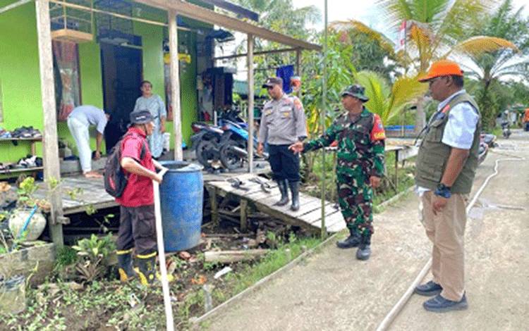 487 Rumah Tangga di Desa Bagendang Permai terdampak Kekeringan, Pemkab Kotim Salurkan Air Bersih