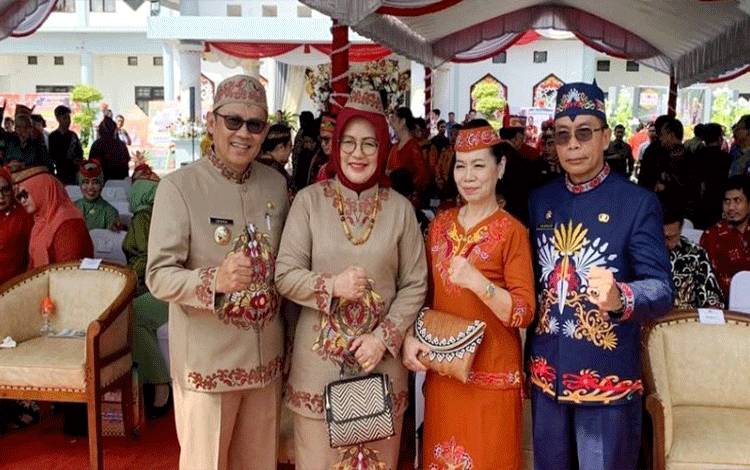 Pj Bupati Barito Utara Hadiri Upacara Hari Jadi ke-23 Kabupaten Murung Raya