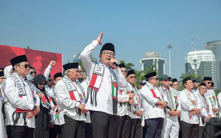 Menlu Pastikan RI Segera Kirim Bantuan 10 Ribu Ton Beras ke Palestina