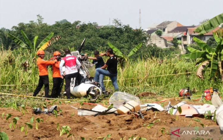 Warga Saksikan Pesawat Marsma Fajar Oleng Sebelum Jatuh