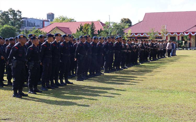 Polda Kalteng Kerahkan 403 Personel Amankan PSU Pilkada Barito Utara