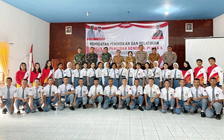 Pj Sekda Barito Timur Buka Pemusatan Diklat Paskibraka 2025