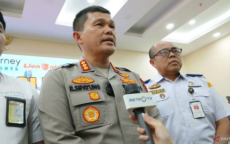 Polisi Periksa Kejiwaan Penumpang yang Mengaku Bawa Bom di Pesawat