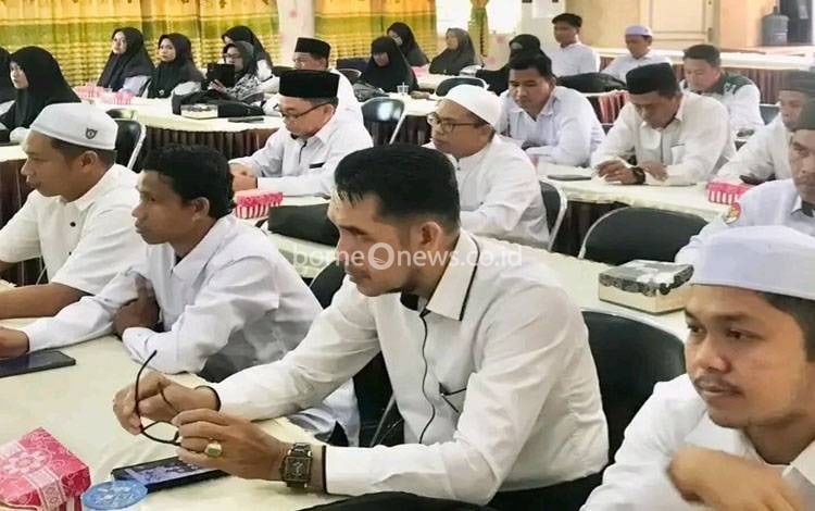 Kemenag Kapuas Gelar Bimtek PKB Manajerial Kepala Madrasah untuk Tingkatkan Kompetensi Kepemimpinan