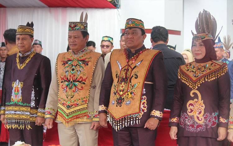 Wakil Gubernur Kalteng Pimpim Upacara Peringatan Hari Jadi ke-23 Seruyan