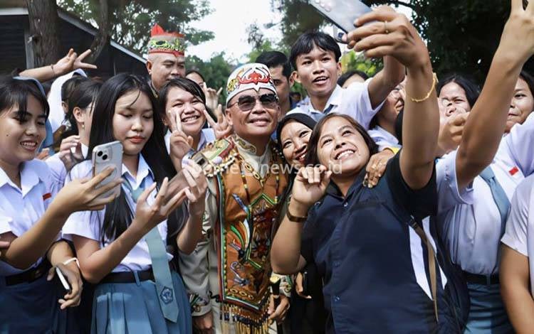 Gubernur Kalteng Kawal Pelajar di Tamiang Layang untuk Jauhi Narkoba