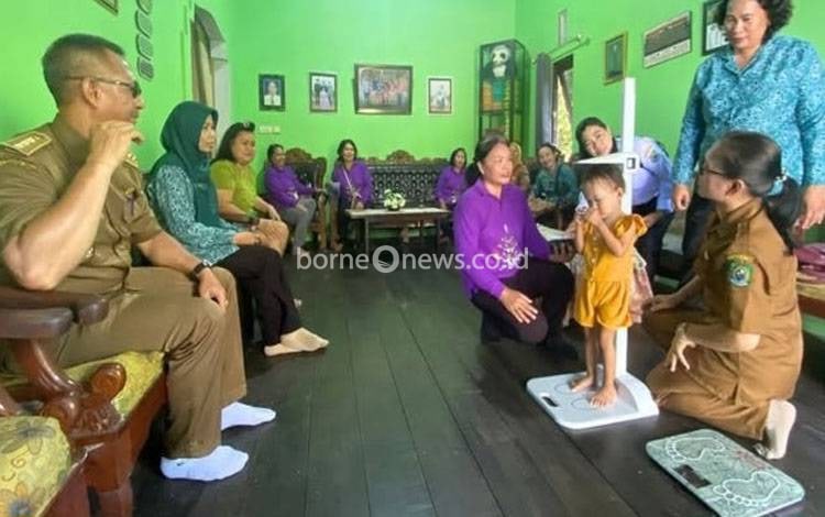 PKK Kapuas Hilir Gencarkan Kunjungan ke Balita untuk Tangani Stunting Sejak Dini