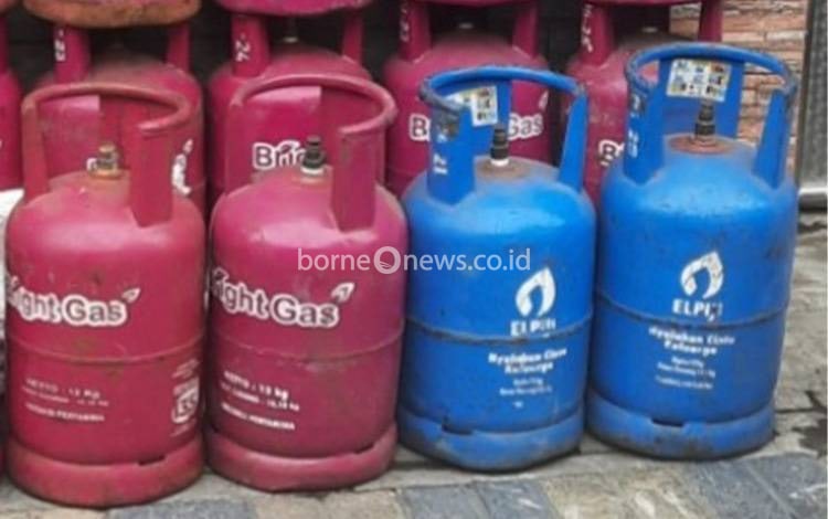 Pertamina Gencarkan Penarikan Elpiji 12 Kg Warna Biru dan Ungu di Sampit