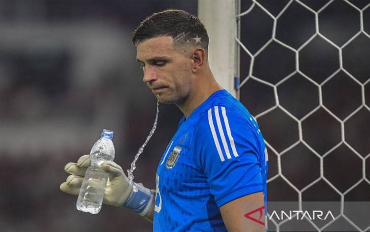 Emiliano Martinez kembali Masuk Kandidat Pemenang Trofi Yashin Putra