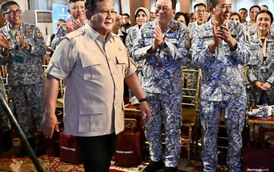 Prabowo Beri Arahan dan Lepas Keberangkatan Retret Anggota KADIN