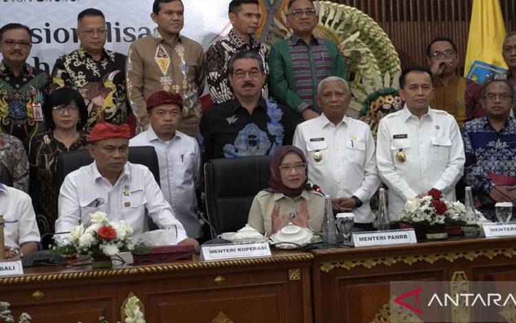 Menpan RB Siapkan 243 Ribu PPPK untuk Tugas di Kopdes Merah Putih