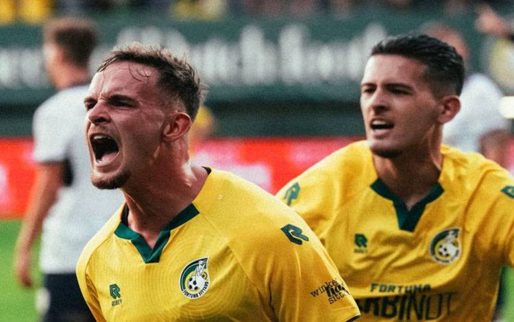 Duel Justin Hubner Kontra Dean James Berakhir Imbang 2-2