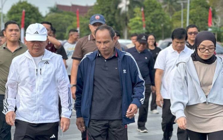 Gubernur Ajak Semua Pihak Genjot PAD Kalteng