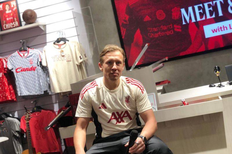 Leiva Senang Lihat Pergerakan Transfer Liverpool