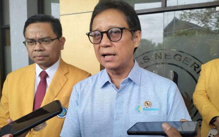 Menkes Ungkap Beda Pendidikan Dokter Spesialis RI dengan Negara Lain
