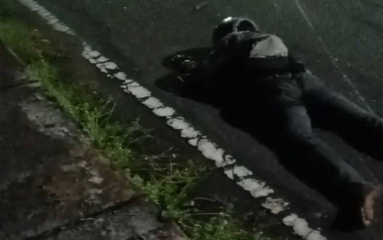 Dua Lokasi Satu Korban, Pengendara Motor Mabuk Bikin Bingung Relawan di Kapuas