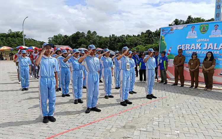 29 Sekolah Ramaikan Lomba Gerak Jalan Pelajar Seluruh Barito Timur