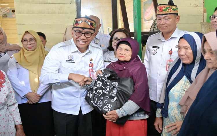 Yayasan Mutiara Hati Naungi 150 Lansia, Plt Sekda Apresiasi Peran Sosial