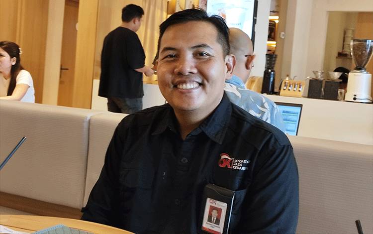 OJK dan BI Kalteng Edukasi Ribuan Mahasiswa Baru UIN Palangka Raya tentang Literasi Keuangan