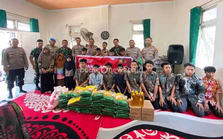 Solidaritas HUT ke-80 RI, Polres Kapuas dan Kodim 1011/KLK Gelar Anjangsana ke Panti Asuhan