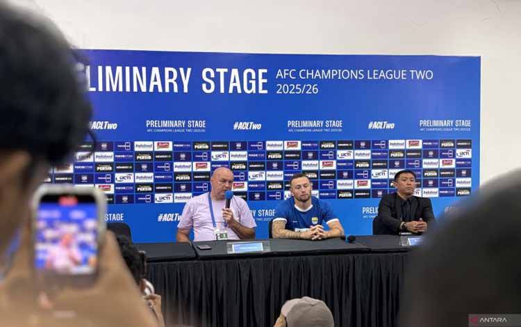 Hodak Sebut Persib Bermain Kurang Maksimal Meski Lolos Fase Grup ACL