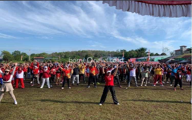 Senam Massal Meriahkan HUT ke-80 RI di Kapuas Murung, Wabup Turut Berpartisipasi