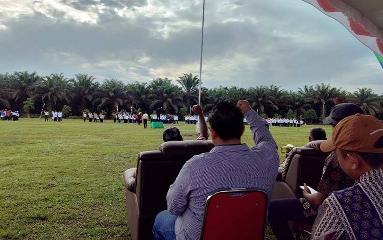 Region IV CBI Group Gelar Upacara Bendera HUT ke-80 RI di Pulang Pisau