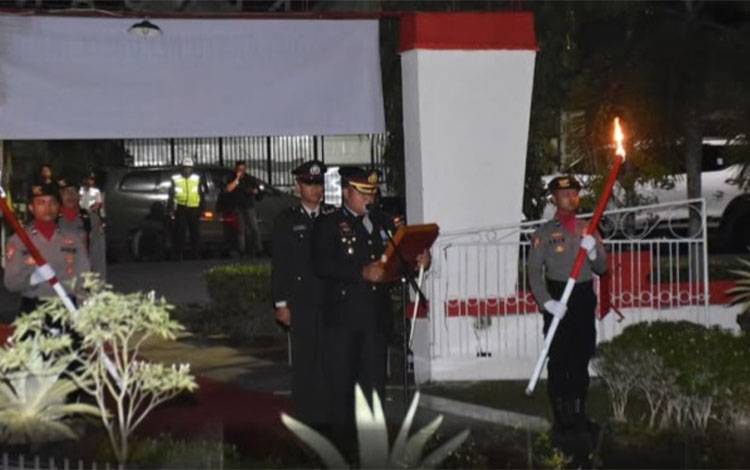 Malam Renungan Suci di TMP Kencana Kuala Kapuas, Peringati HUT ke-80 RI