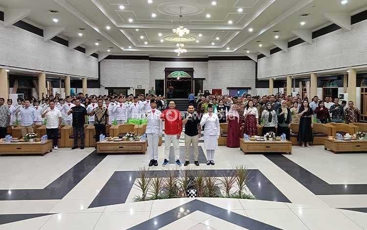 Bupati Barito Timur Apresiasi Paskibraka dengan Hadiah Liburan ke Bali