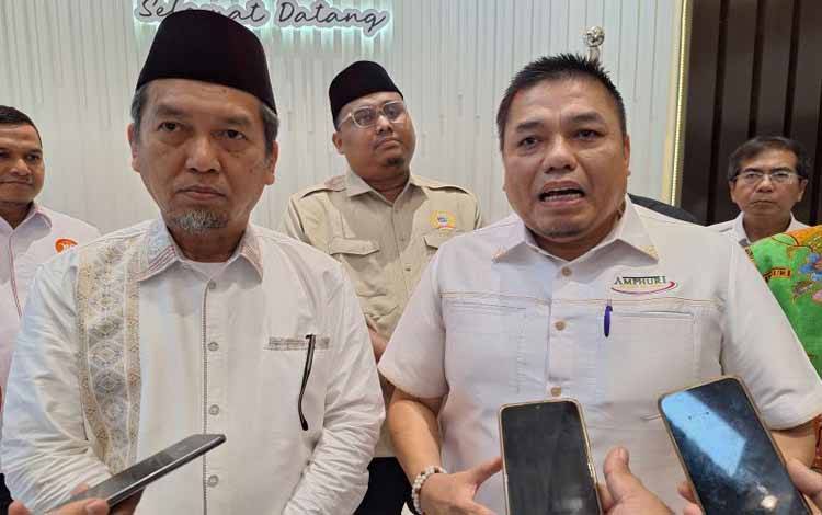 13 Asosiasi Haji Umrah Ungkap Alasan Tolak Legalisasi Umrah Mandiri