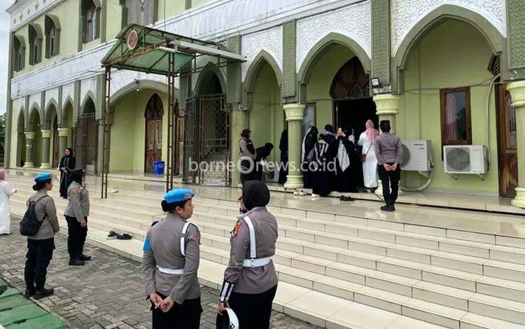 Polres Kapuas Pastikan Safari Dakwah di Masjid Agung Al Mukarram Berjalan Aman dan Kondusif