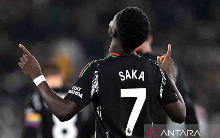 Saka akui Arsenal Kewalahan saat Kalahkan Manchester United