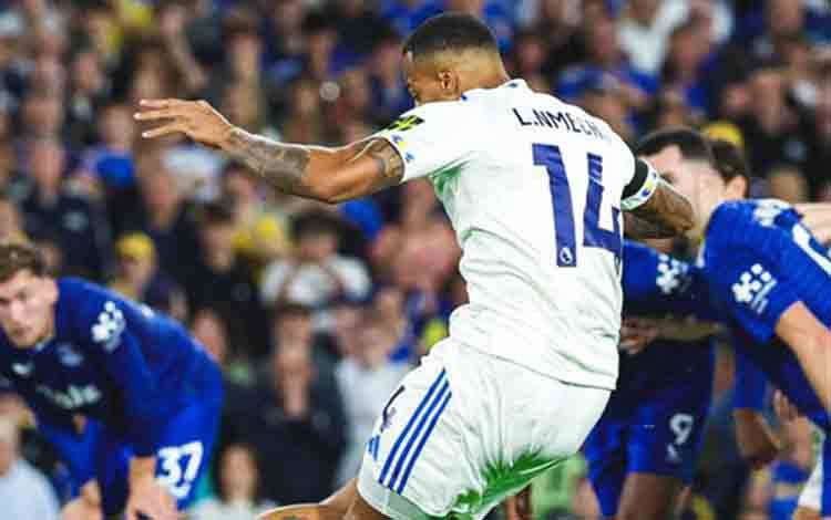 Leeds United Raih Kemenangan Tipis 1-0 atas Everton di Pekan Pembuka