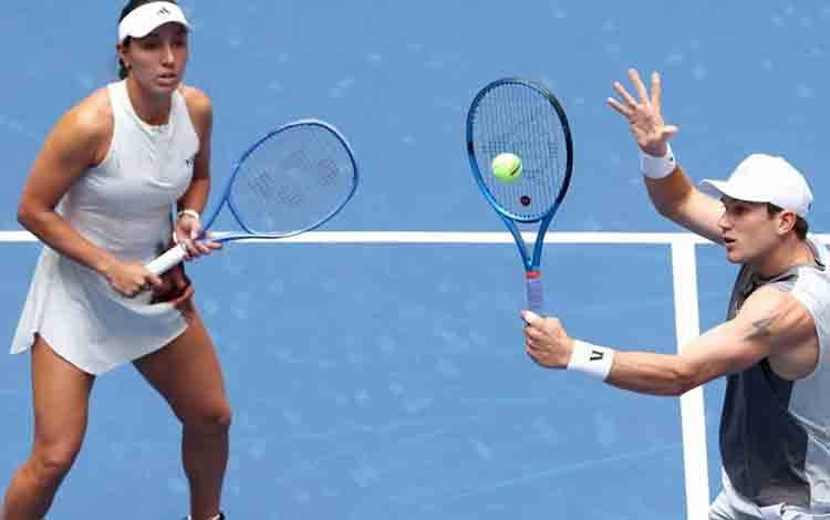 Draper/Pegula Singkirkan Alcaraz/Raducanu Melaju ke Semifinal US Open